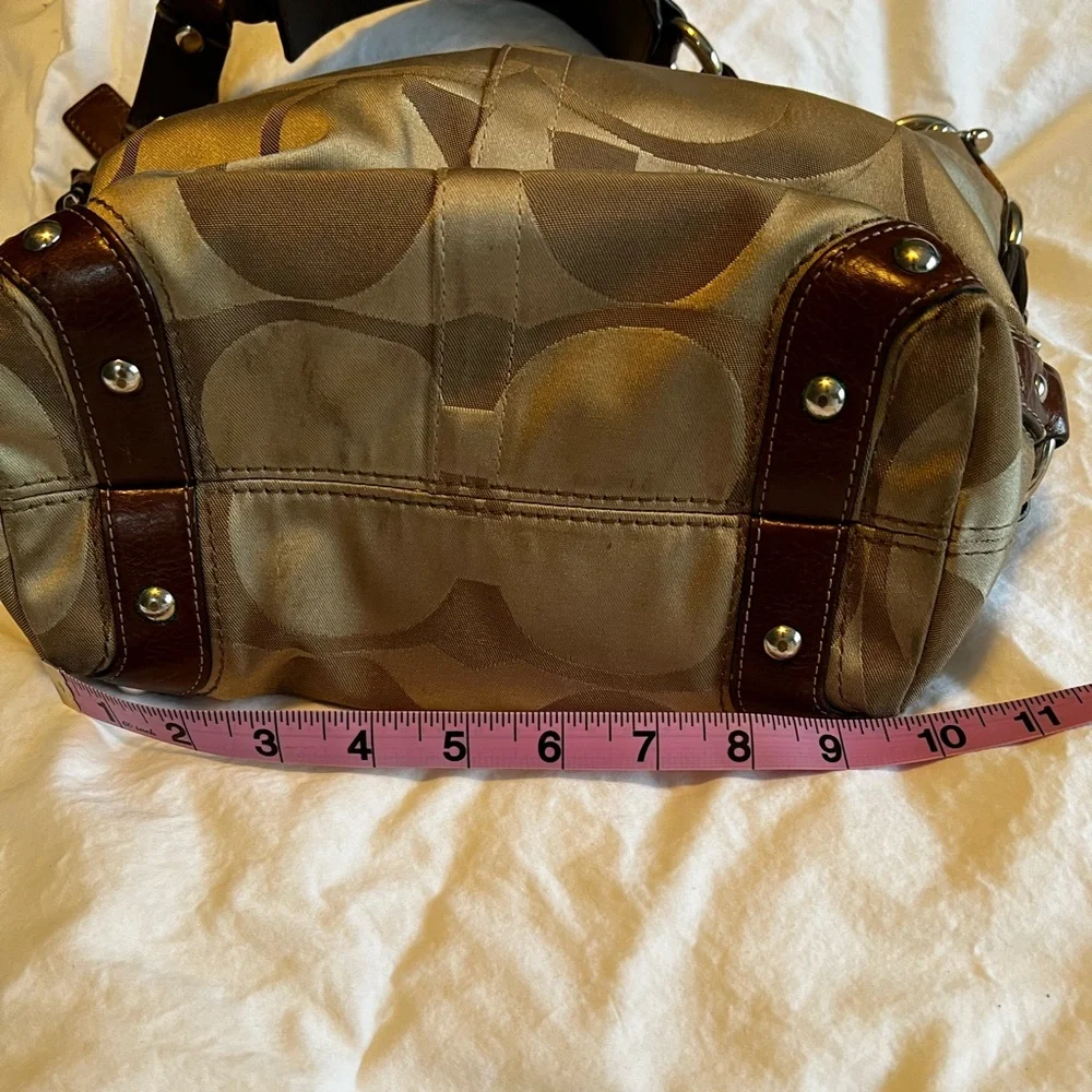 Coach Vintage Purse with Coach Tag still loads of life left. - Picture 5 of 11